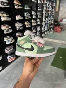 Dutch Green Retro One Sneakers For Girls