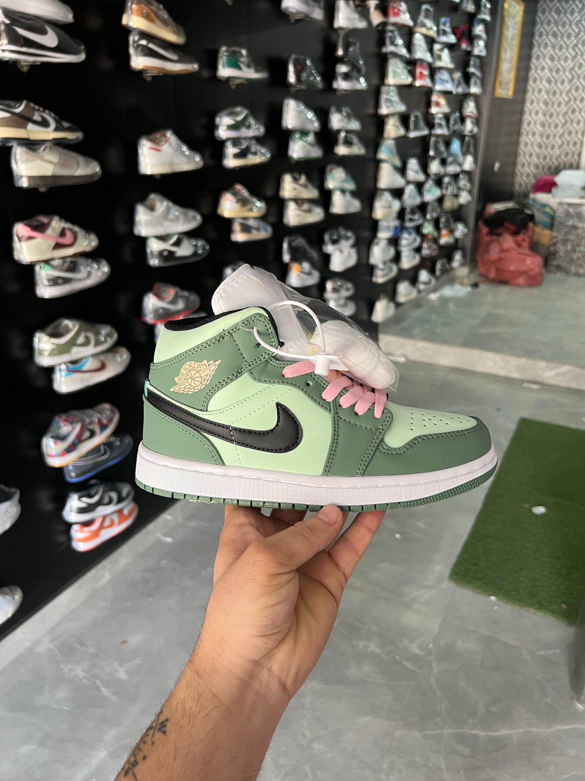Dutch Green Retro One Sneakers For Girls