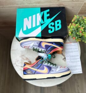 SB Dunk Batman X Joker Sneakers