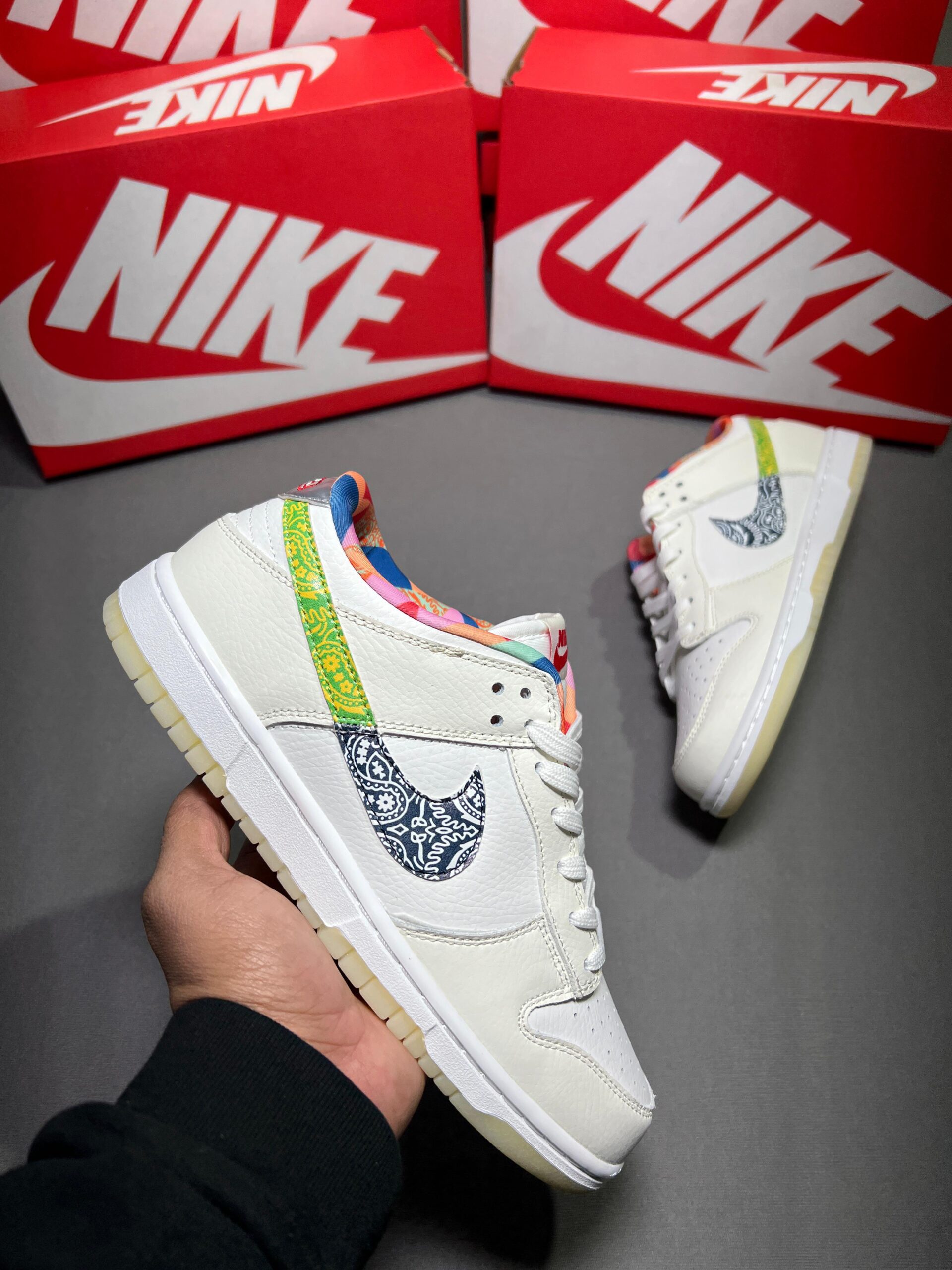 SB Dunk Multi Color Paisley Shoes In Stock