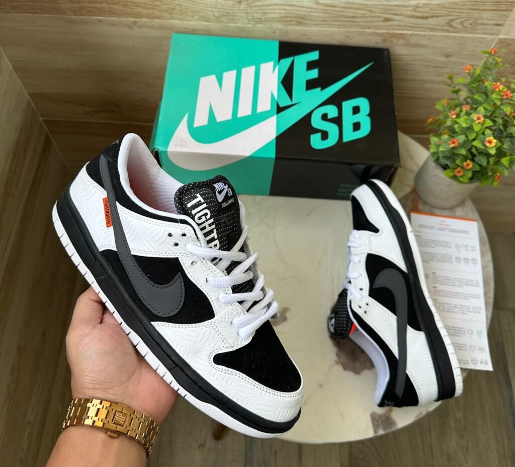 SB Dunk Tightbooth Edtn Shoes In Stock