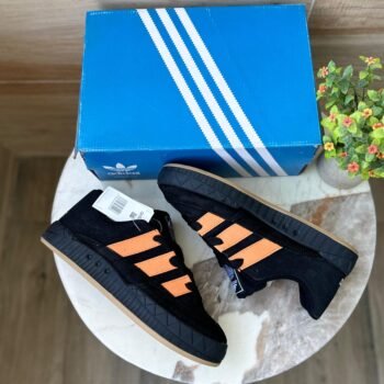 Sports Shoes