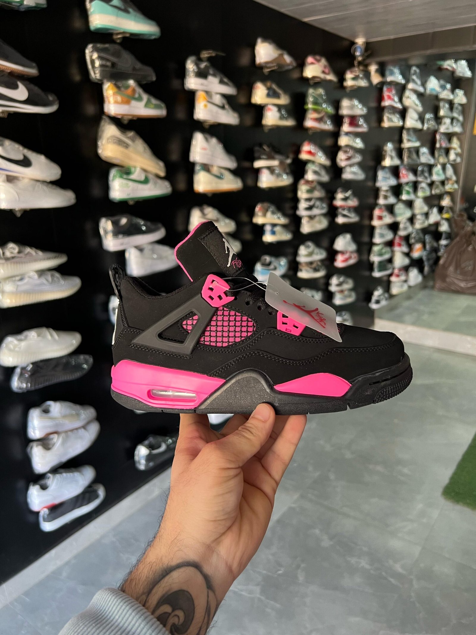 Retro Pink Thunder Sneakers For Girls
