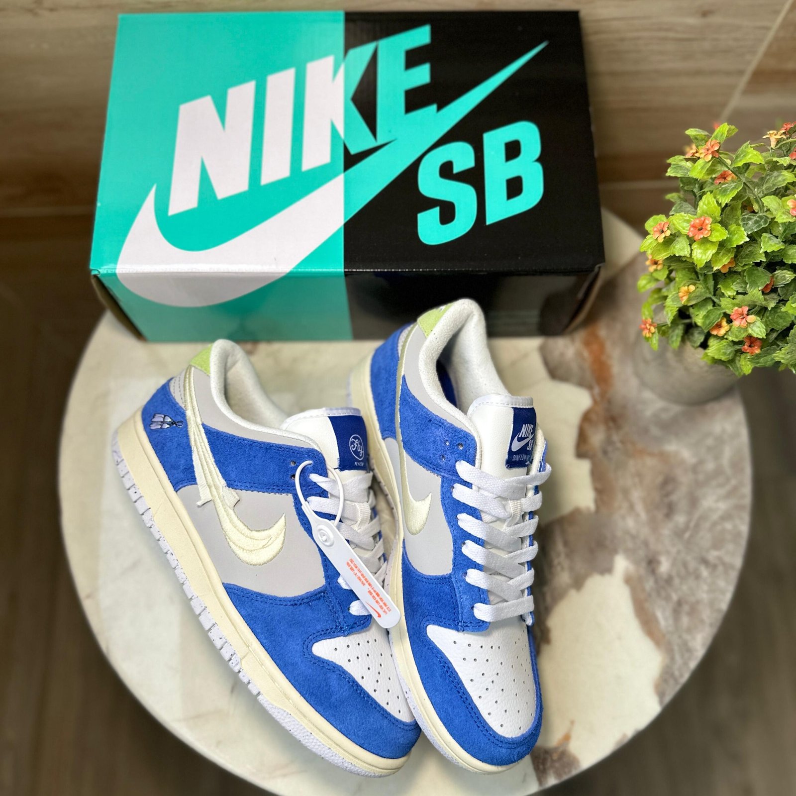 SB Dunks Street Wear Blue Gardenia Sneakers