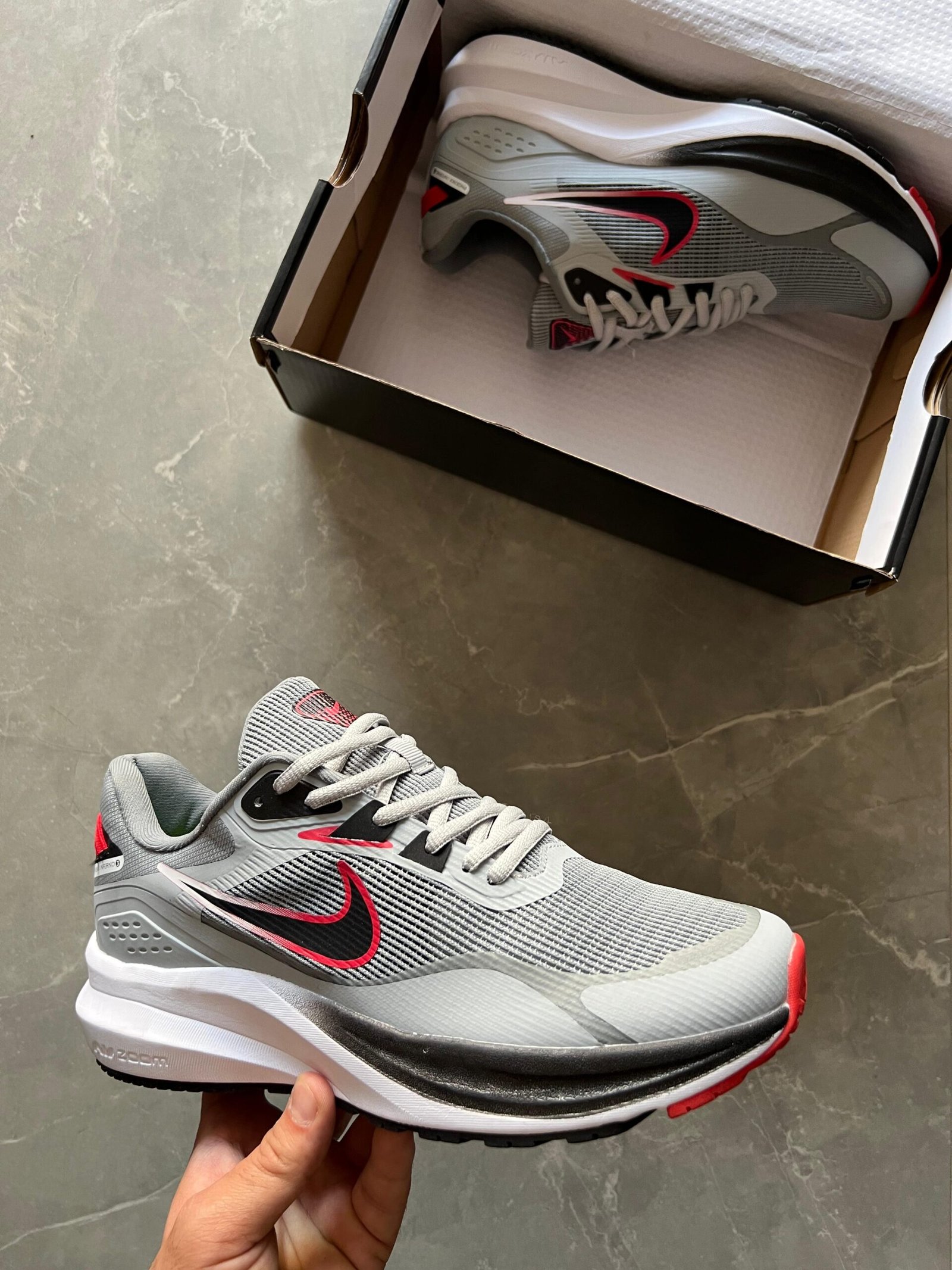 Air Zoom 2024 Running Shoes 3 New Color