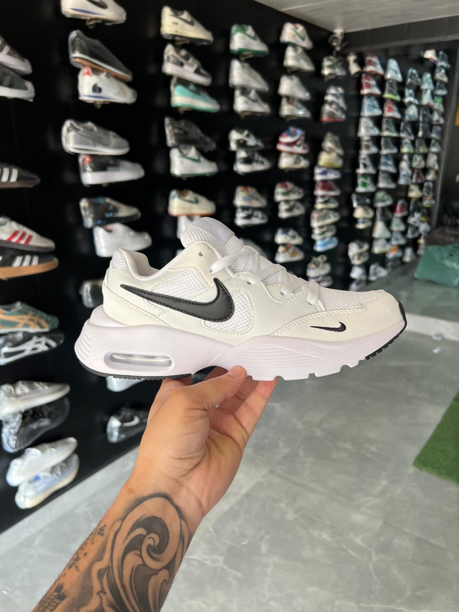Airmax Fusion Sneakers On Sale 5 Colors