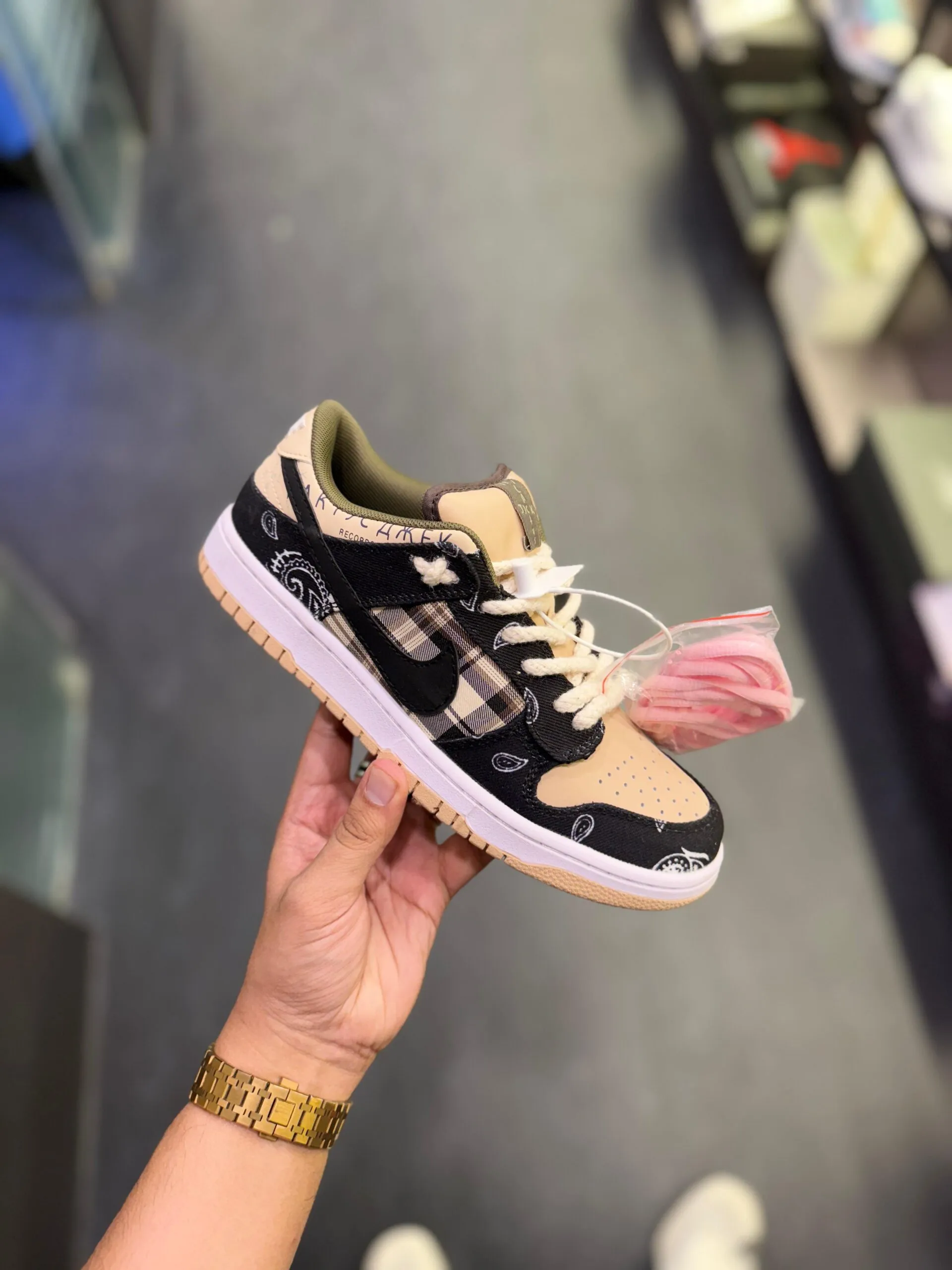 SB Dunk Travis Scott Street Shoes | 7AShoes First Copy