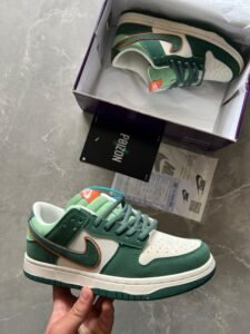 SB Dunk UA Quality With Brand Box 2 Colors