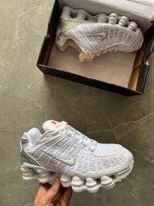 Shox Tl Sneakers For Boys 3 New Color