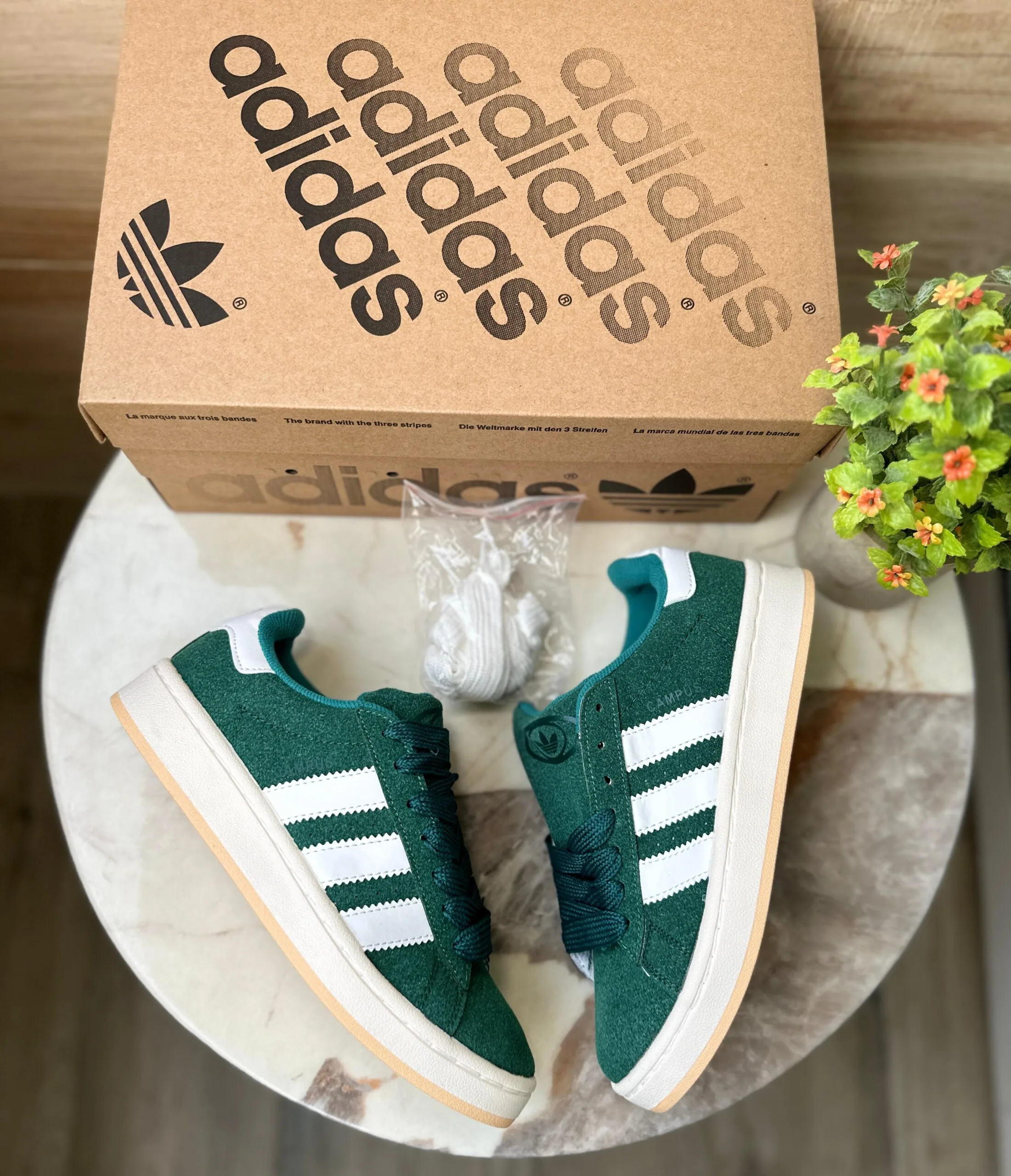 adidas gazelle silver green womens Adidas Samba OG Dark Green main image 1