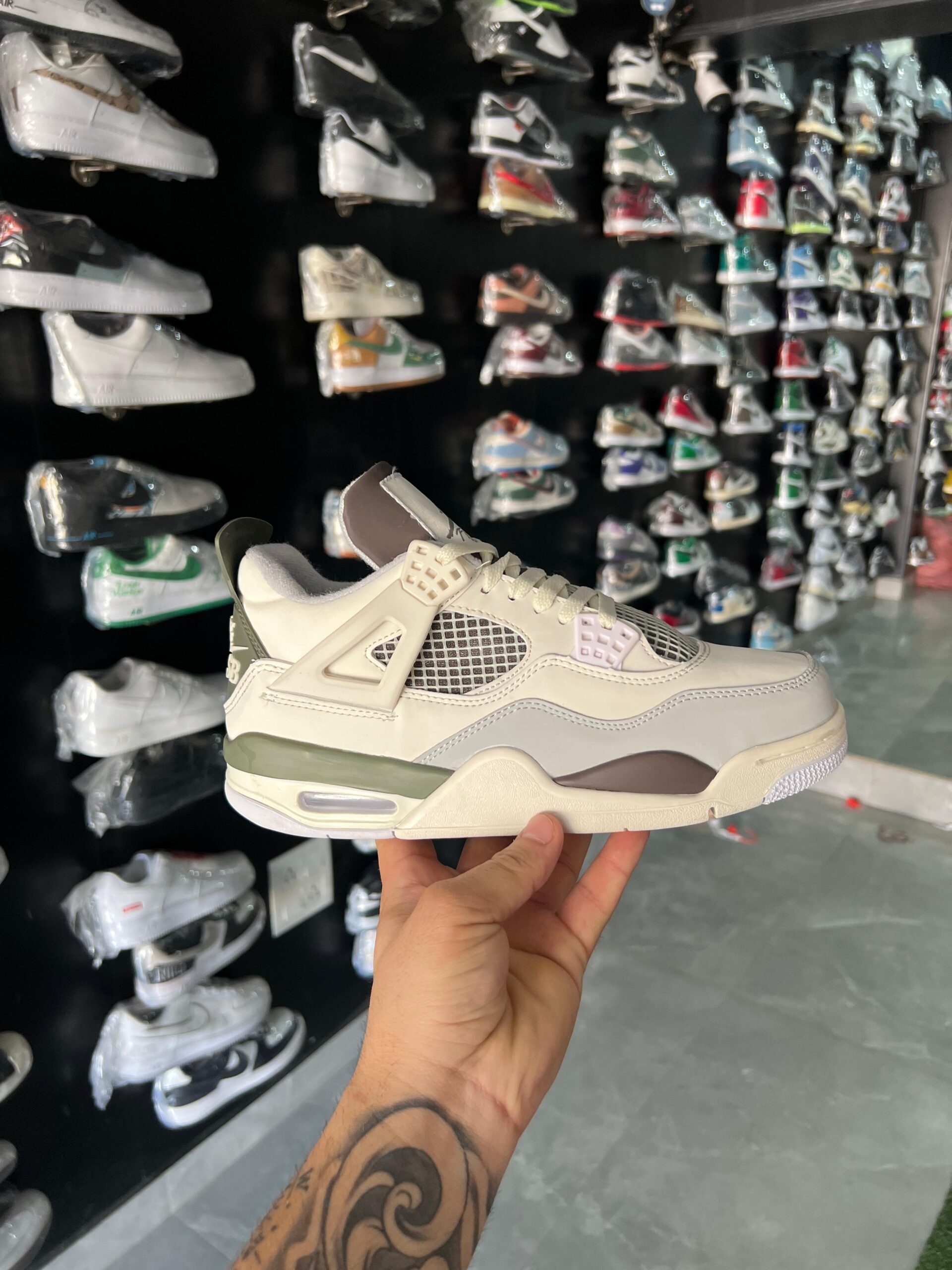 Retro 4 Military Beige Sneakers For Boys