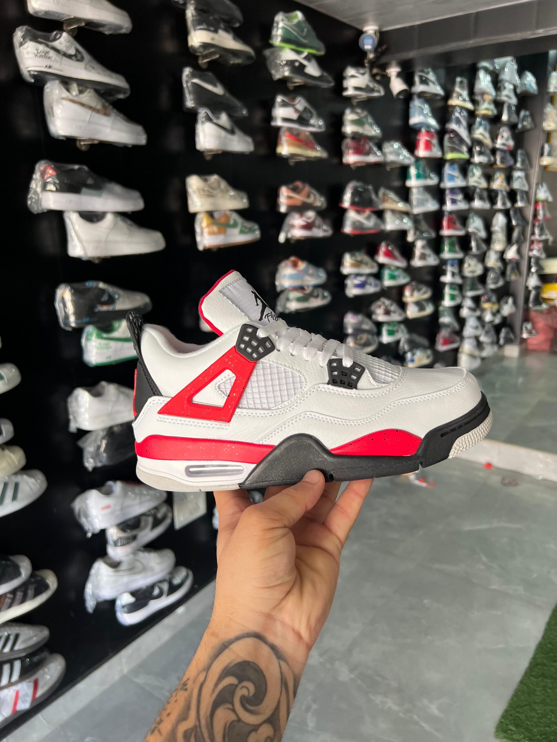 Retro 4 Red Cement Sneakers For Boys