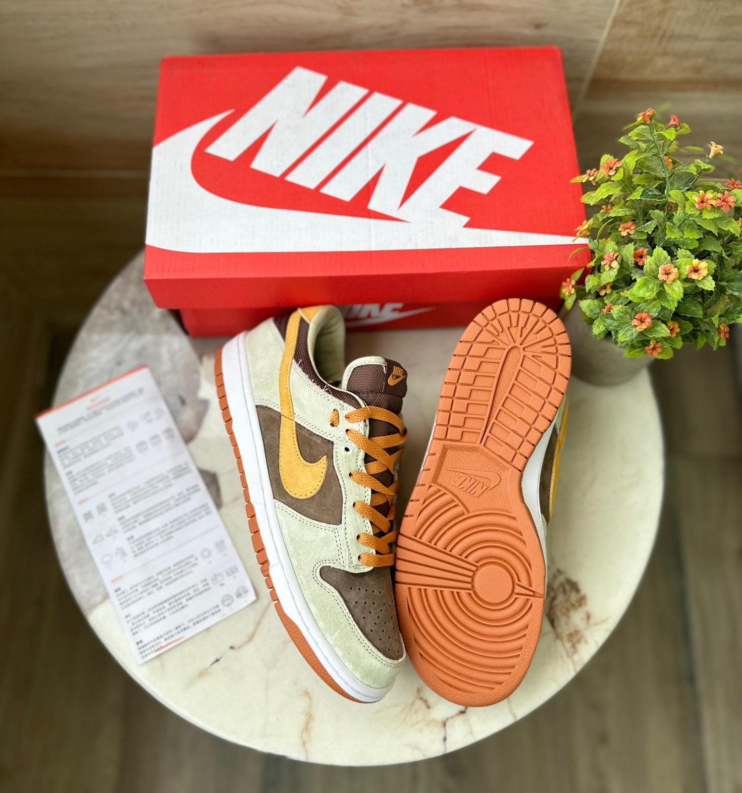 SB Dunk Dusty Olive Green Sneakers On Sale