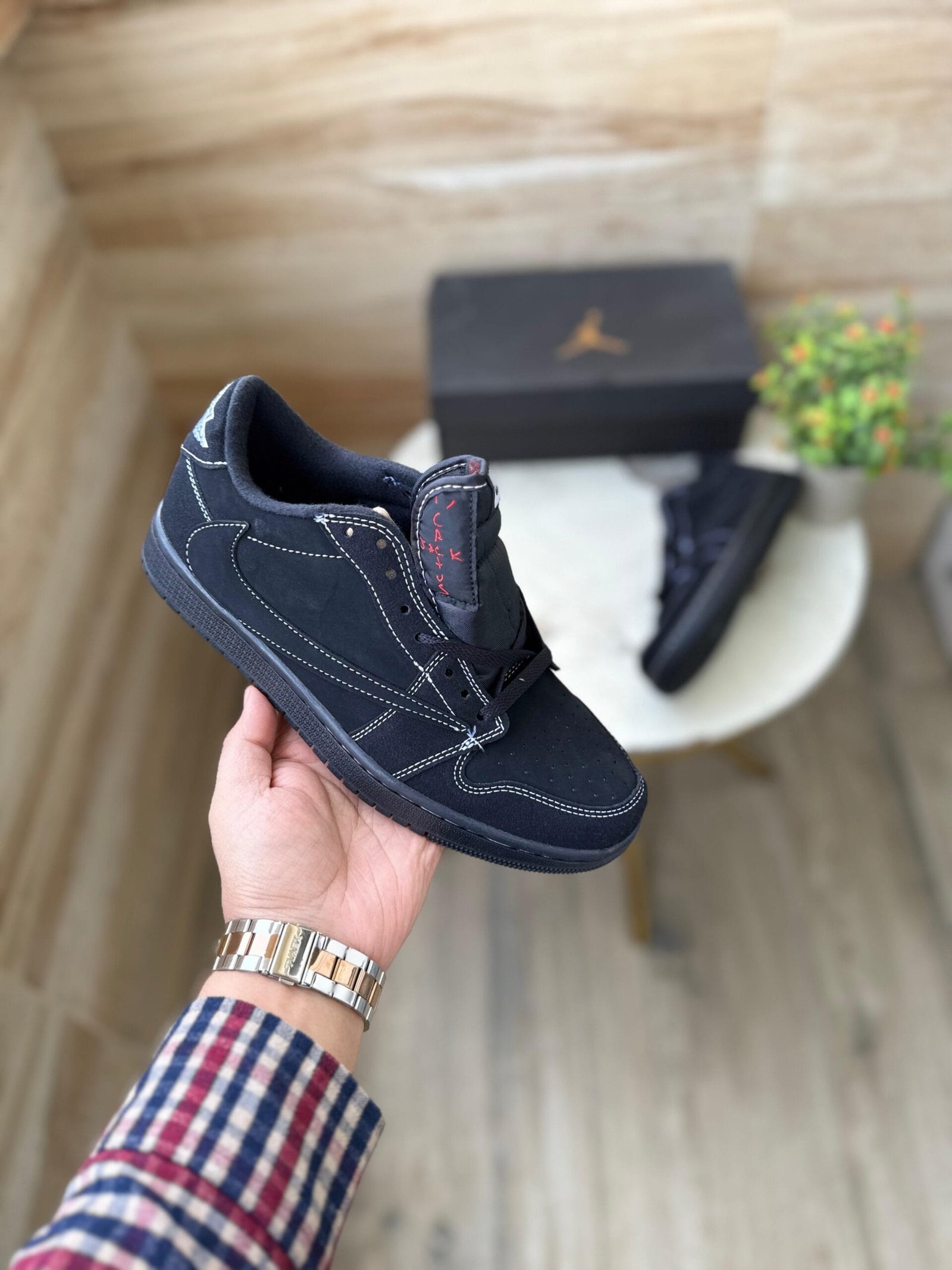 Cut Low Travis Scott Semi Leather