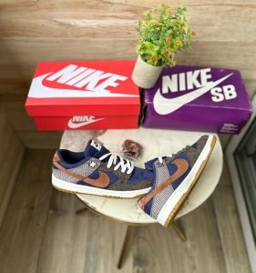 SB Dunk Tweed Midknight Navy Shoes For Boys