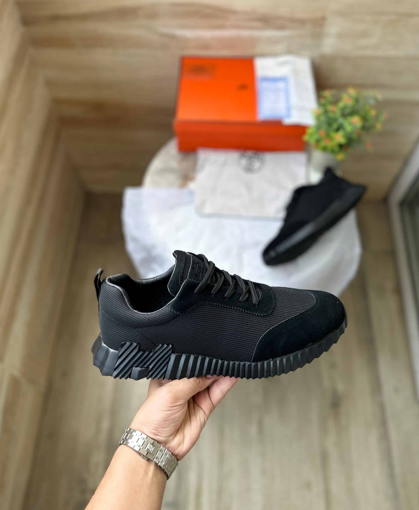 Paris Ultra Luxury Brand Shoes 2 Colors