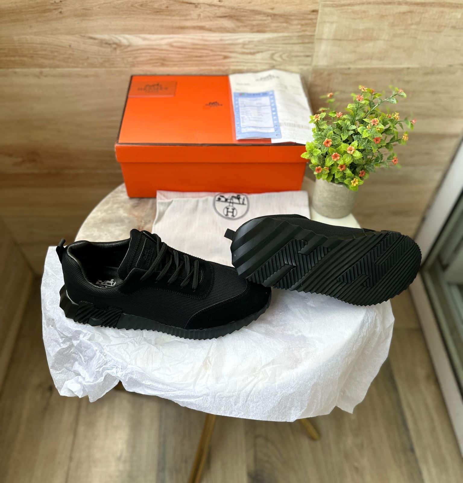 Paris Ultra Luxury Brand Shoes 2 Colors
