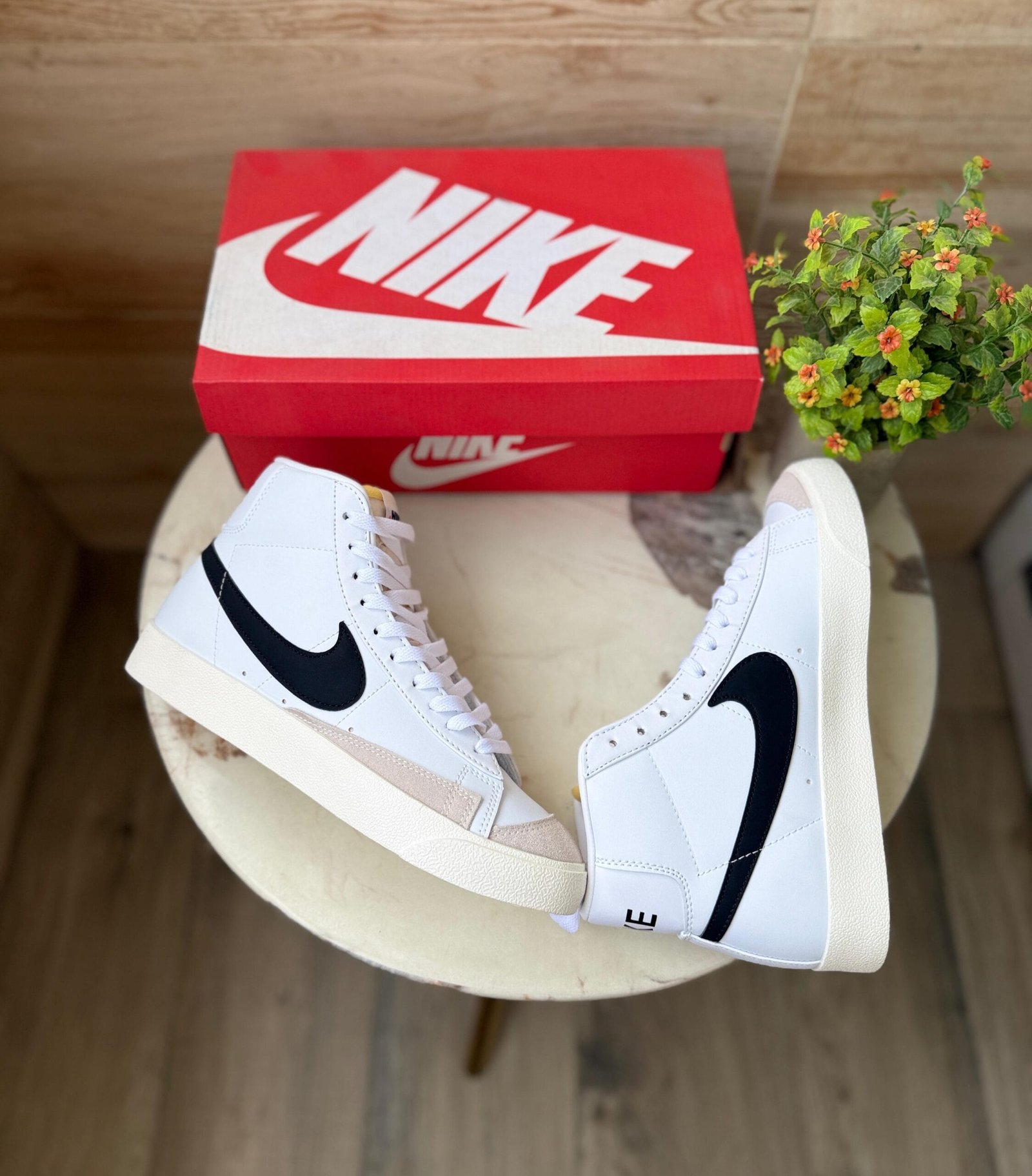 Imported Blazer 77 Mid Vintage Sneakers