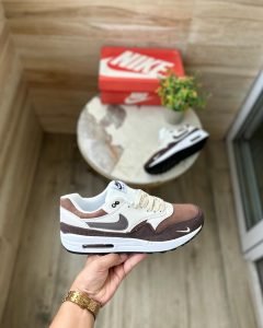 Max 1 Brown Stone Sneakers On Sale