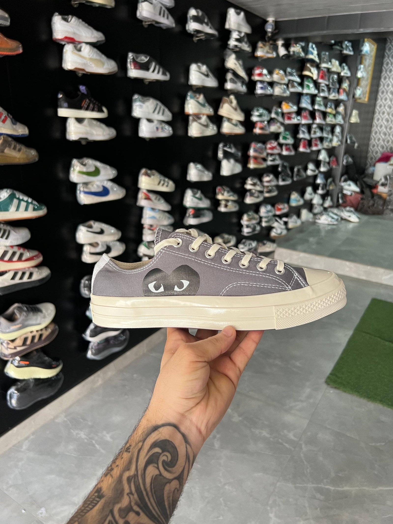 Play Black Heart Grey Sneakers Low Top