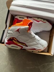 Jumpman Cardinal Red Retro 6 Sneakars