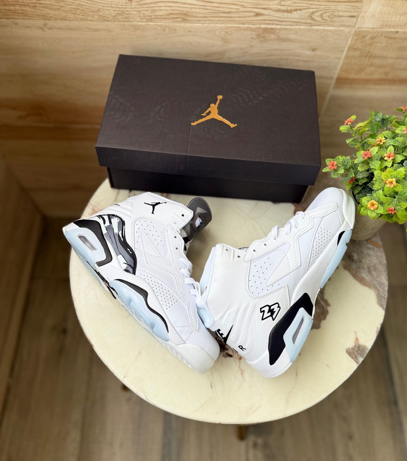 Jumpman Mvp Retro 6 White Black Sneakers