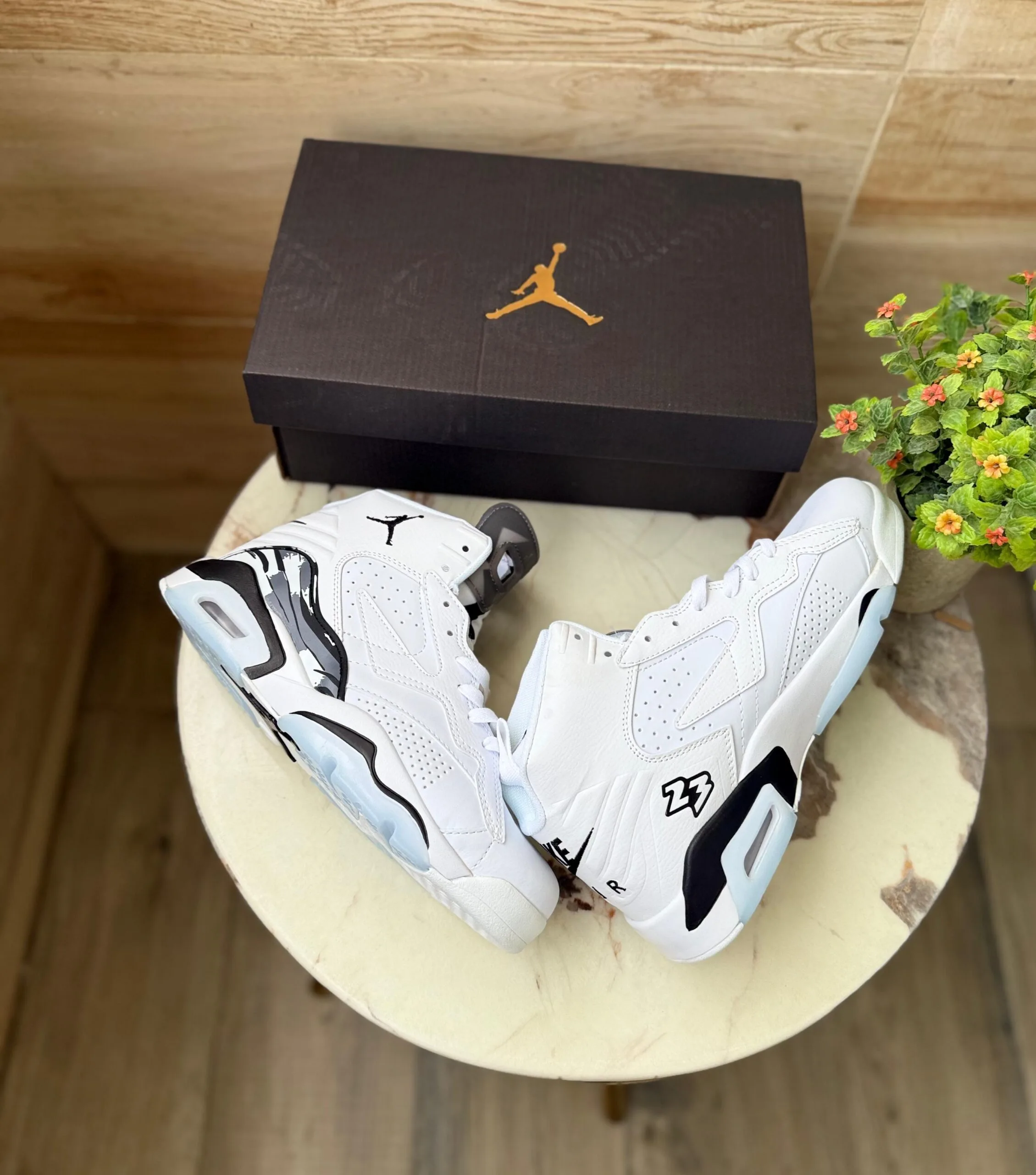 Jumpman Mvp Retro 6 White Black Sneakers