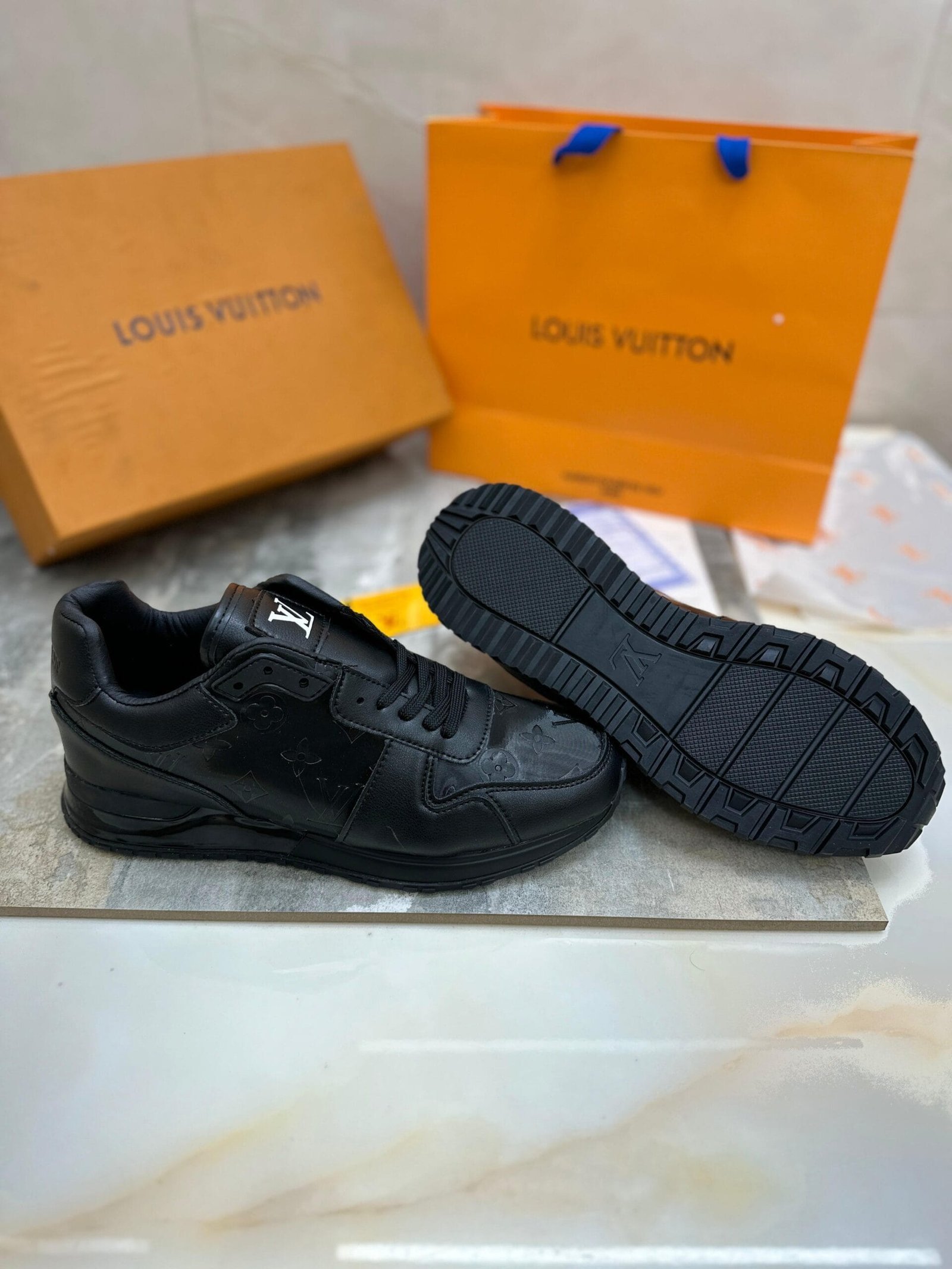 Run Away Sneaker Ultra Luxury Brand (4)