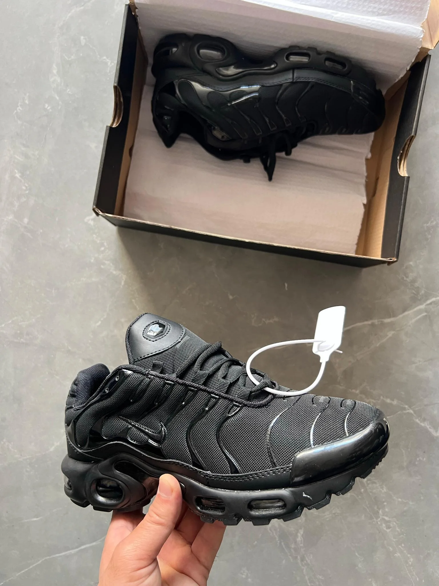 Airmax Tn Grey Sneakers On Sale 6 Colors
