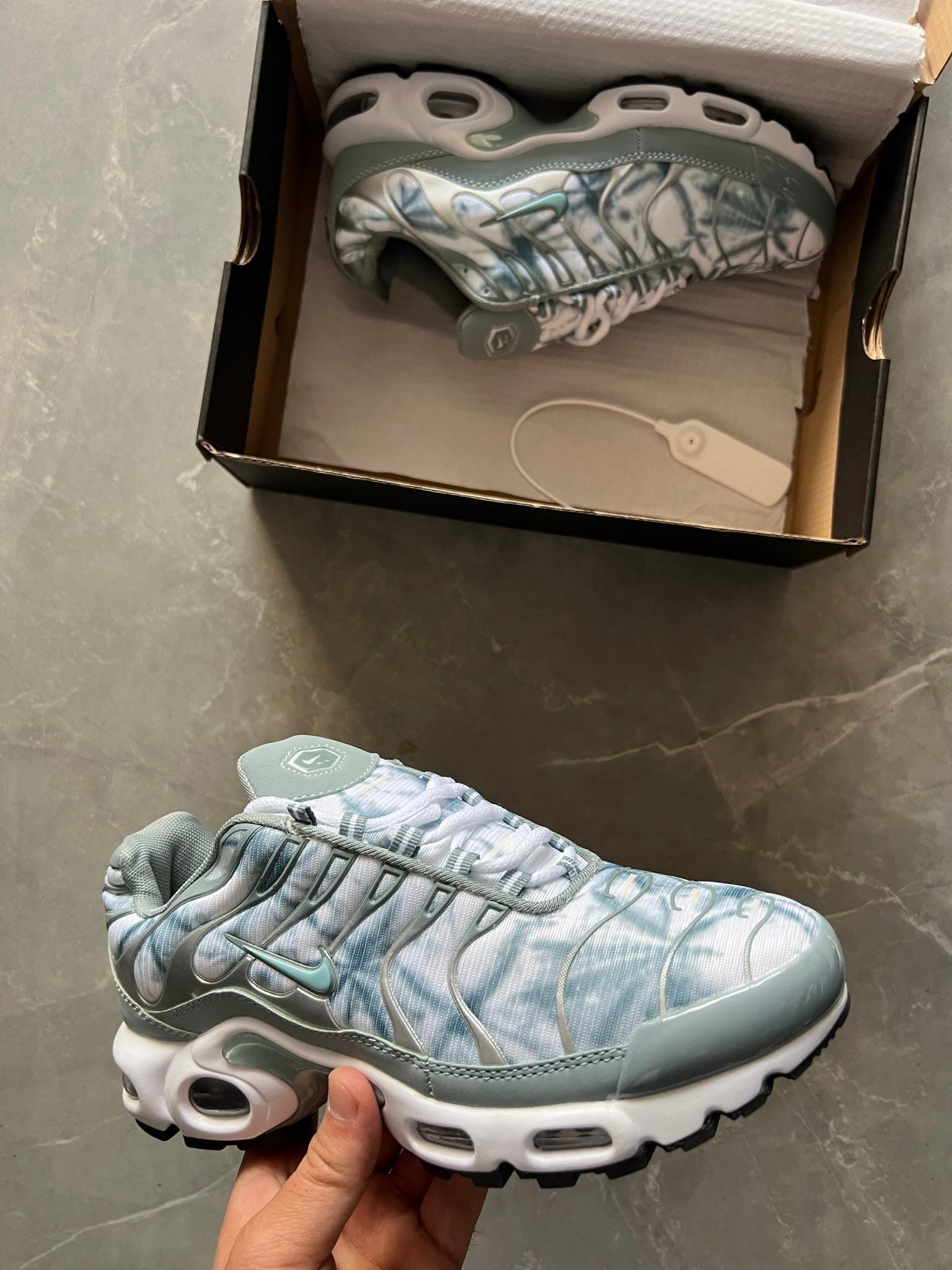 Airmax Tn Grey Sneakers On Sale 6 Colors
