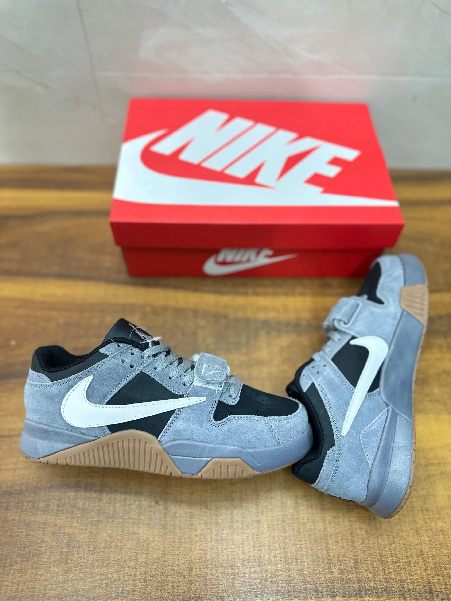 Jumpman Jack Tr Travis Scott Grey Sneakers | 7AShoes First