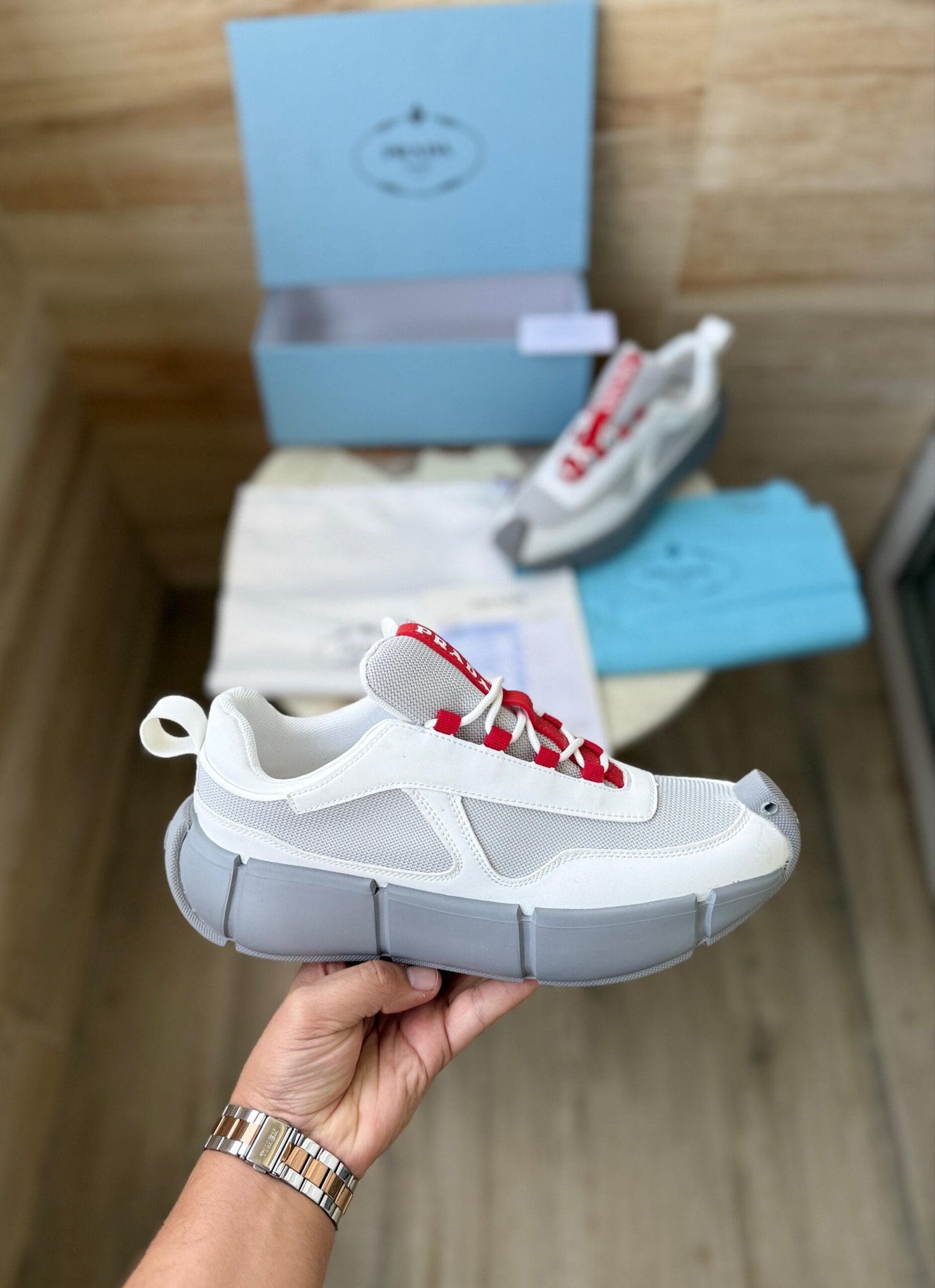 Milan Sneaker Grey White Ultra Luxury