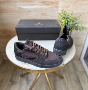 Og Sp Velvet Brown Travis Sneakers (4)