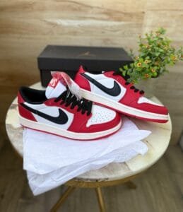 Retro One Low Chicago Sneakers On Sale (3)