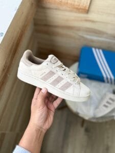 Campus Chalk White Sneakers For Girls