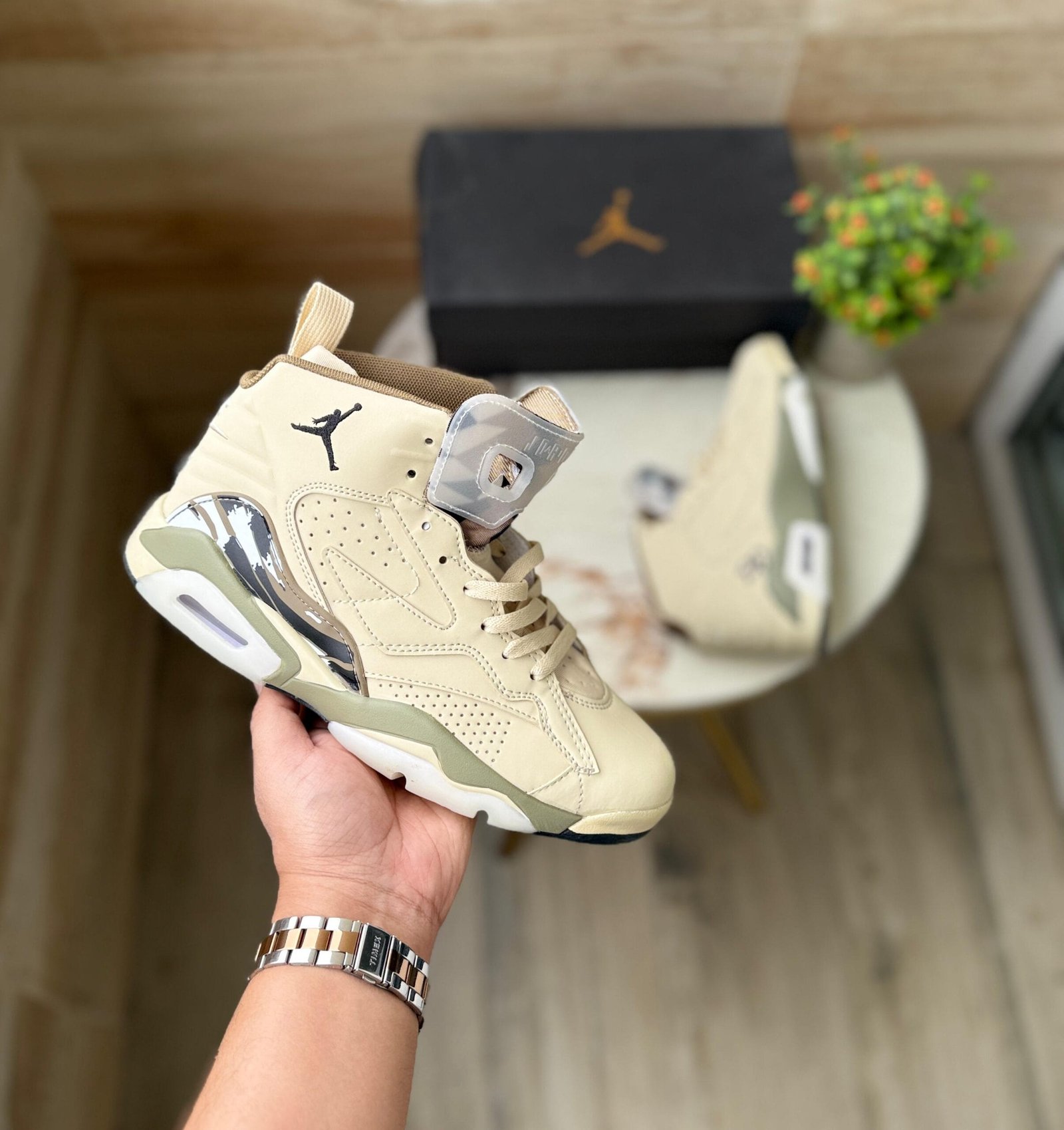Retro 6 Jumpman Mvp Brown Sneakers