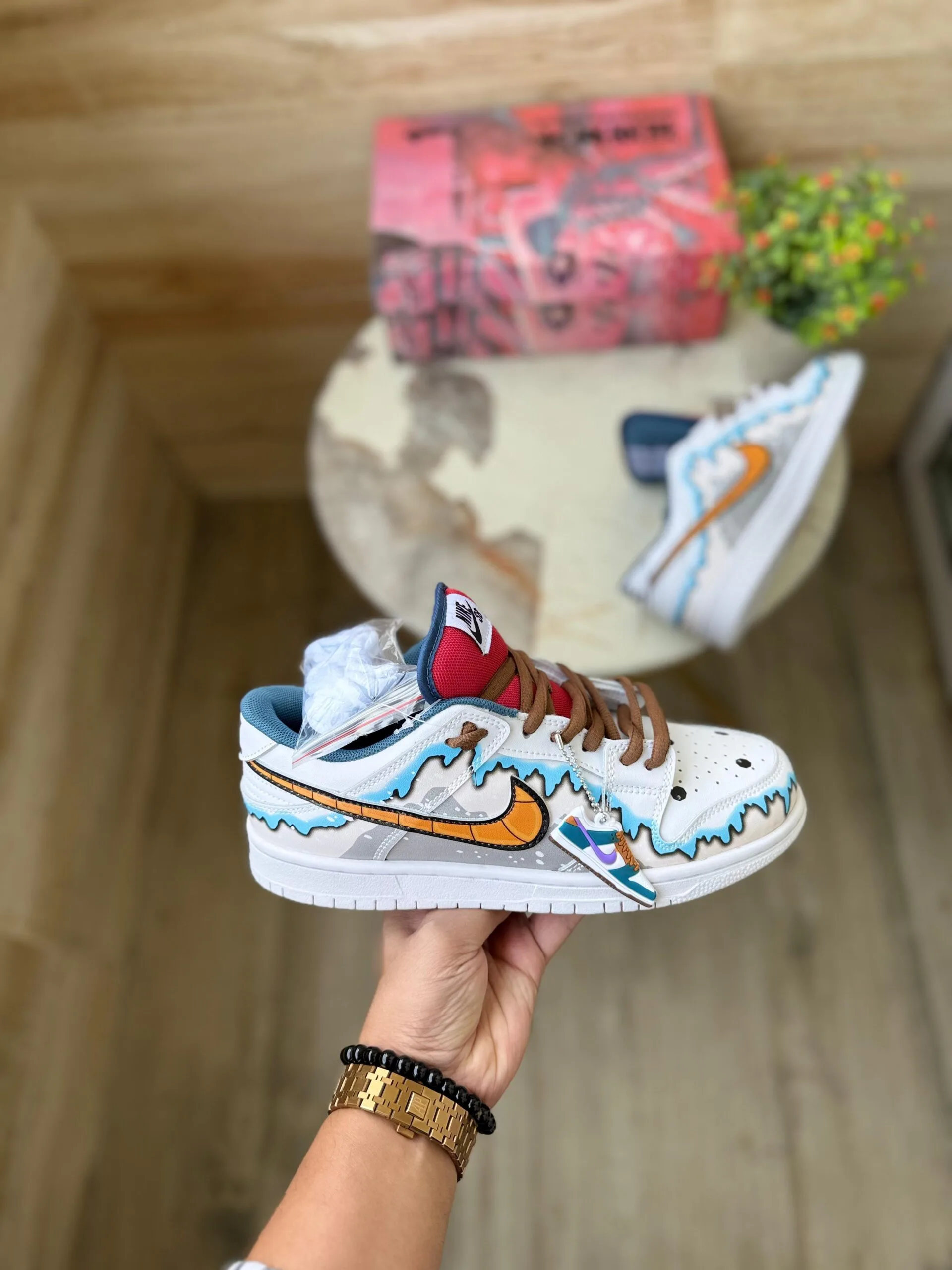 Dunk Snowman Sneakers Limited Stock (2) Dunk Snowman Sneakers Limited Stock