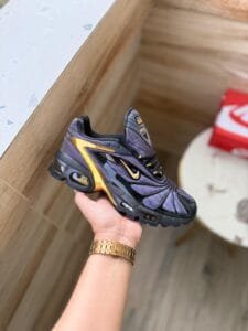 Tailwind Tn Plus Sneakers On Sale For Boys (1)