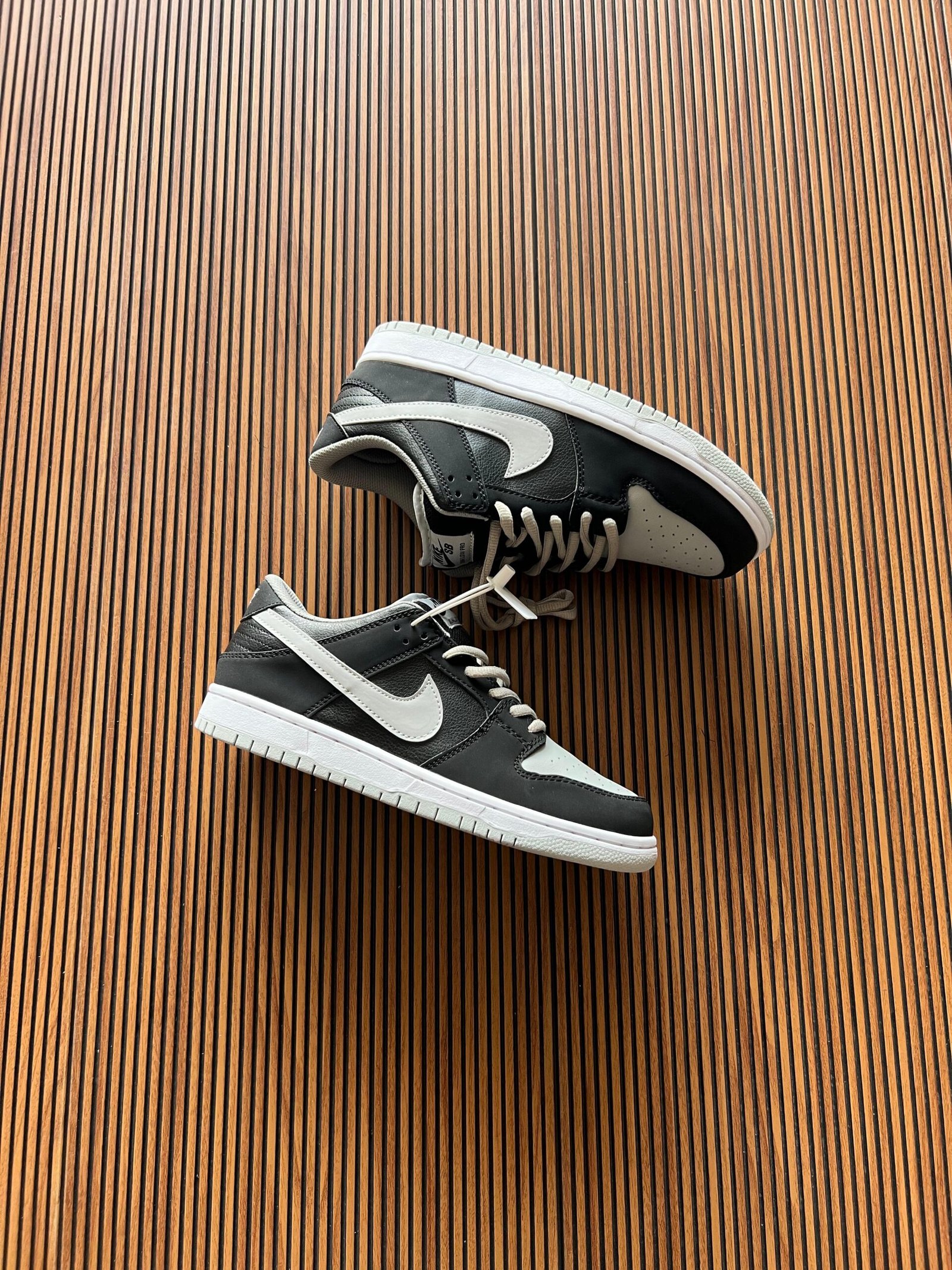 Dunk Full Leather Black Sneakers On Sale (2)