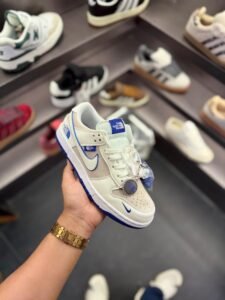 Dunk X North Face White Sneakers Get Your’s (3)