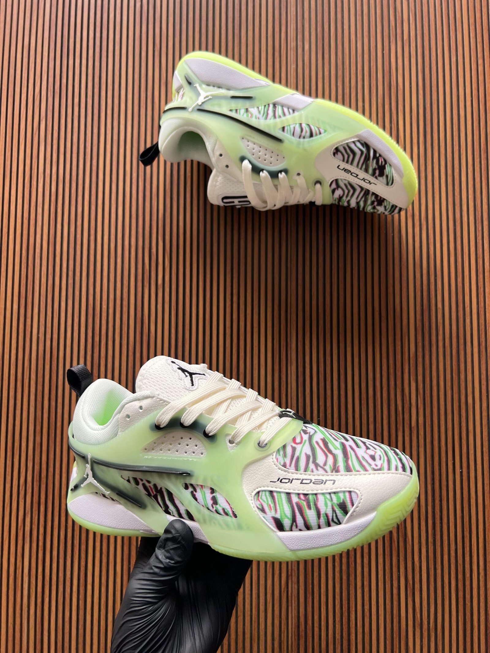 Heir Basketball Shoes In Stock 3 Colours (2)