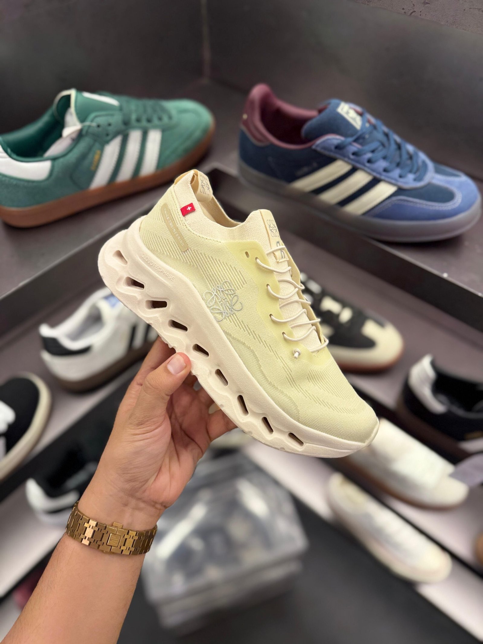 Running Cloudtilt Black White Sneakers 2 Colours (2)