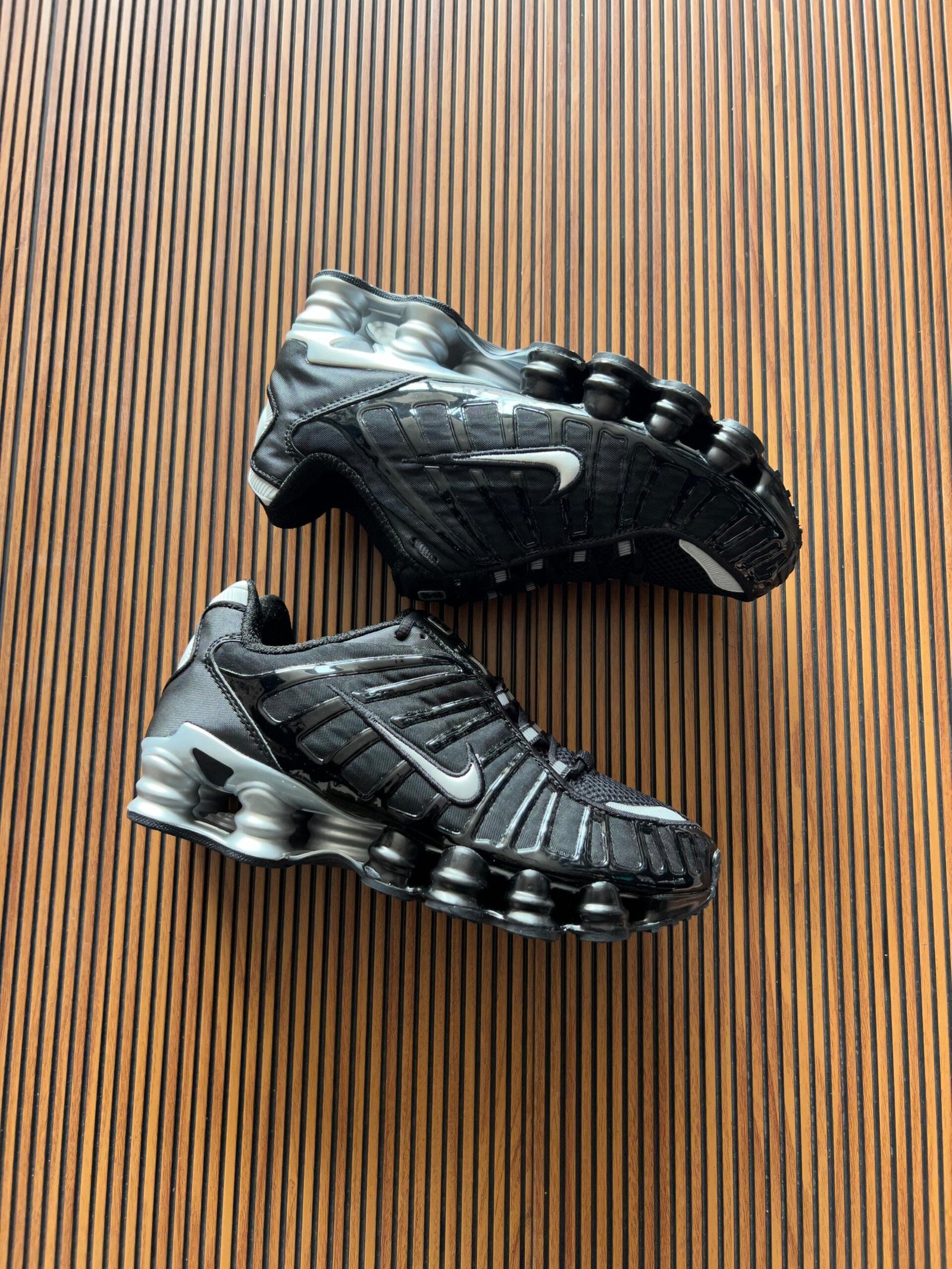 Shox Tl Sneakers In Stock 2 Colours (4)