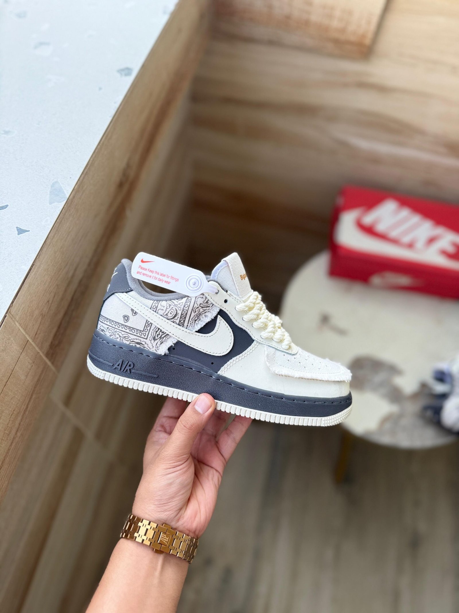 Big Bang White Grey Sneakers For Boys (3)