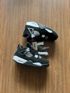 Black and White Thunder Retro 4 Sneakers For Boys (2)