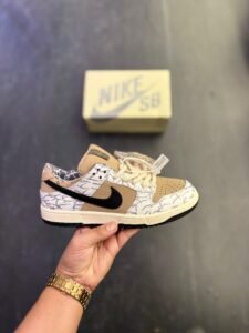 Dunk Travis Scott 2023 Sneakers On Sale (1)