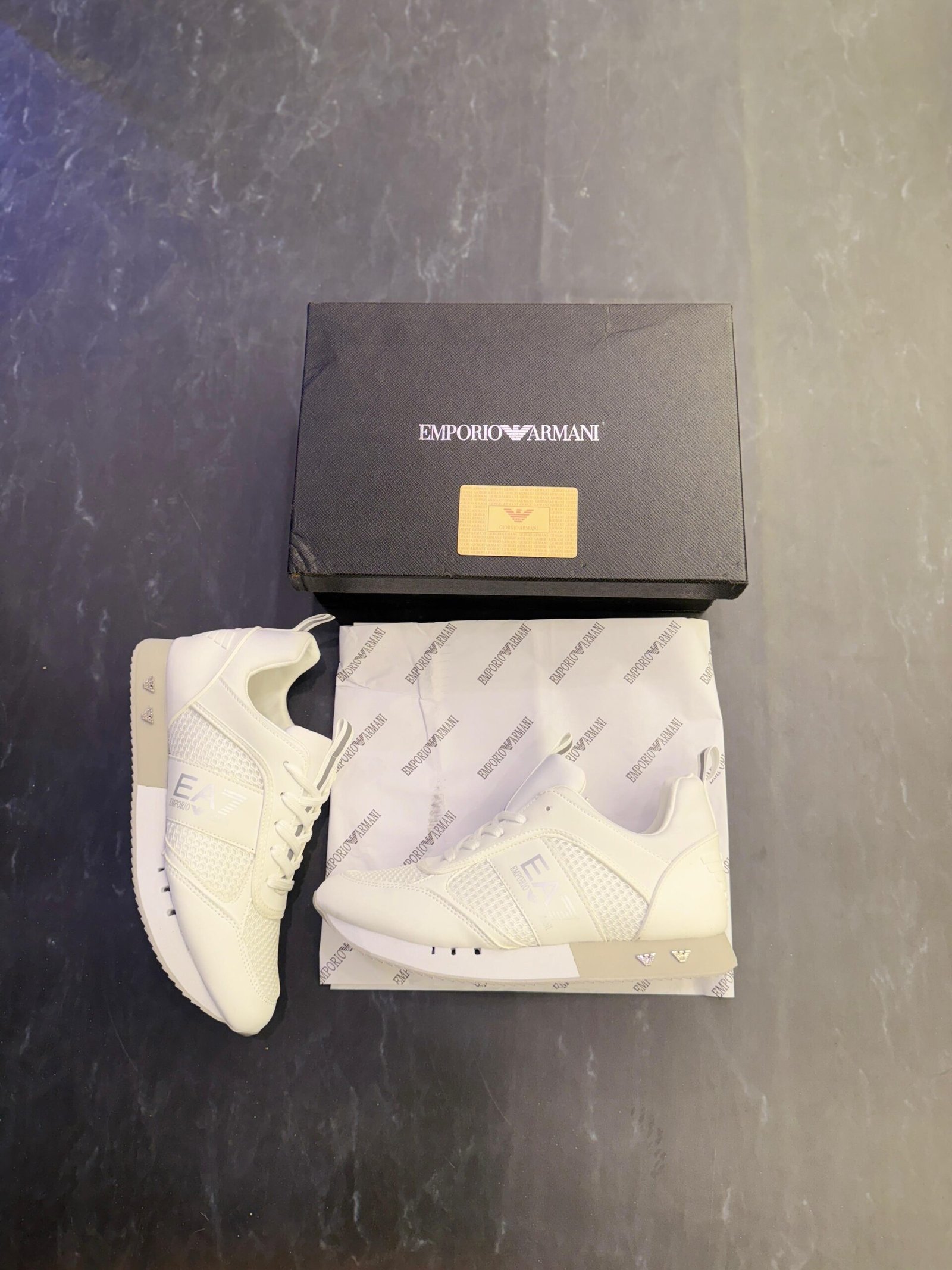 Latest Luxury White Sneakers On Sale (3)