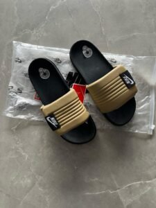 Premium First Copy Slides 5 Colours On Sale (10)