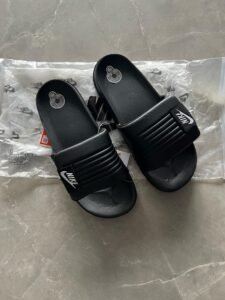 Premium First Copy Slides 5 Colours On Sale (8)
