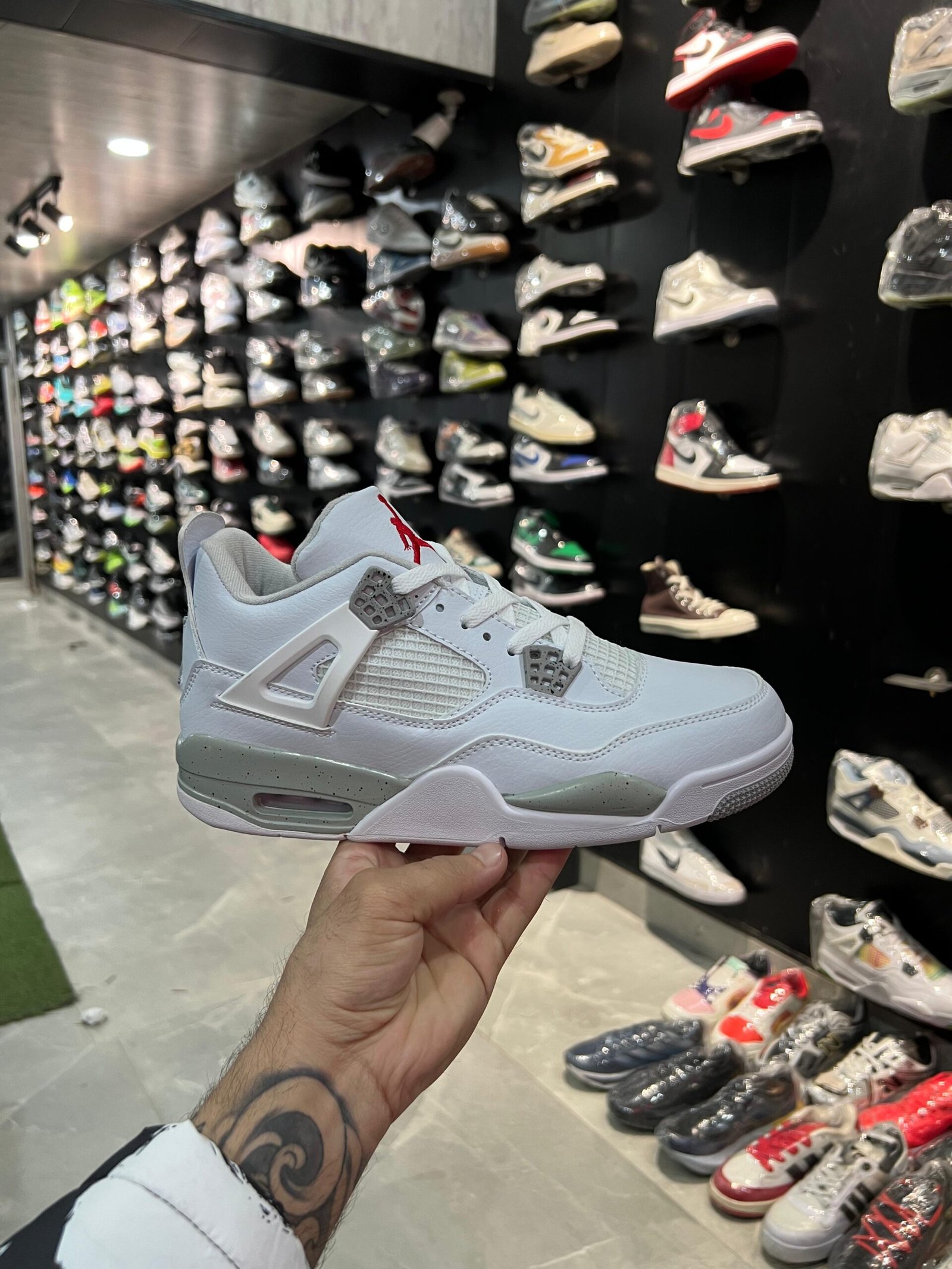 White Oreo Cement Retro 4 Sneakers – Classic Basketball Style White Oreo Cement Retro 4 Sneakers – Classic Basketball Style